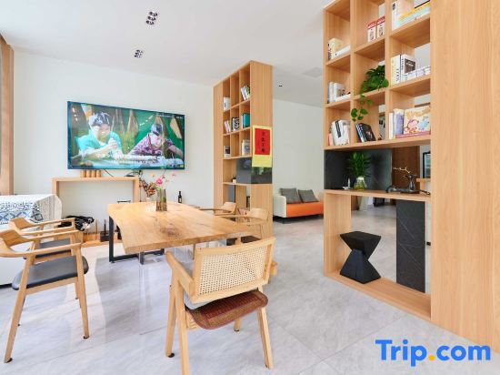 Хучжоу: Moganshan Roaming  Cloud Homestay