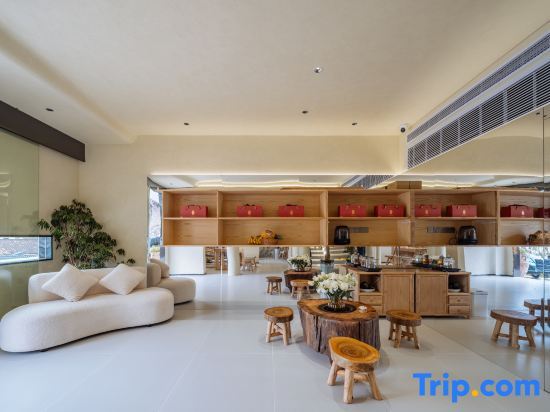 Чичжоу: Jiuhuashan Township Yu Homestay (Meat Body Palace Branch)