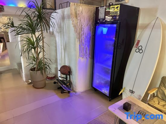 Шэньчжэнь: TheLivingRoom Homestay