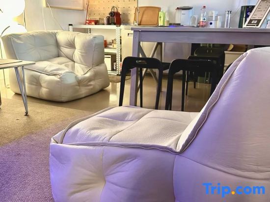 Шэньчжэнь: TheLivingRoom Homestay
