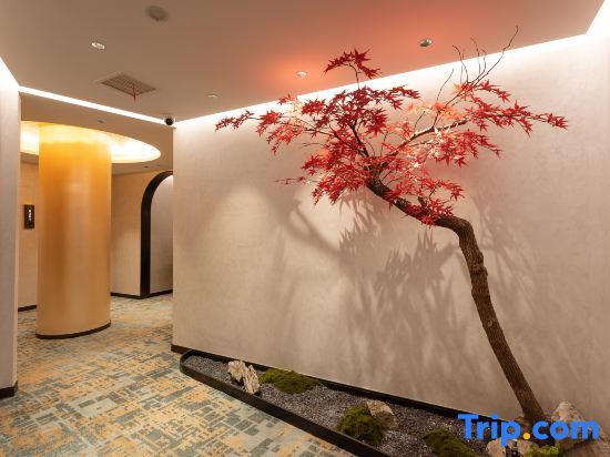 Хучжоу: Huzhou Quanya Hotel (Nanxun Shuanglin Phoenix Culture Square)