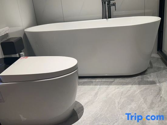 Хучжоу: Huzhou Quanya Hotel (Nanxun Shuanglin Phoenix Culture Square)
