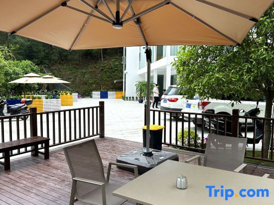 Хэнъян: Nanyue Hengshan Yueshanli Homestay