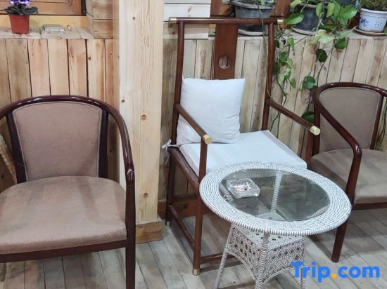 Пекин: Northeast of Badaling, Beijing, Pang Shantou Tieguoyu Homestay