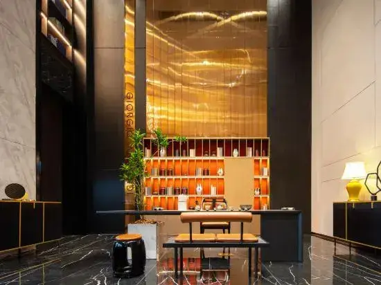 Цзинань: The Giorgio Morandi Hotel (Jinan Olympic Sports West Road Convention and Exhibition Center)