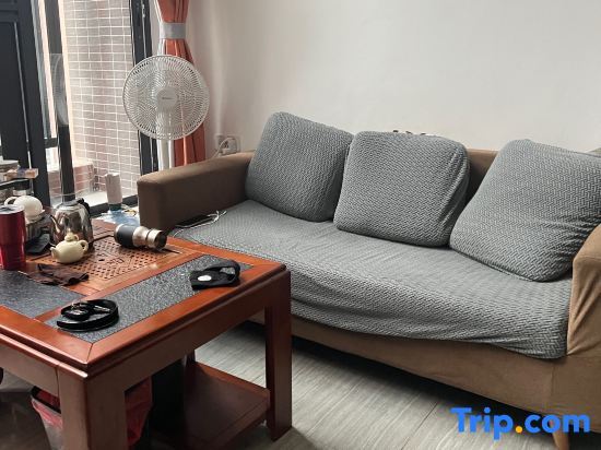 Фошань: Dollman Boutique Apartment (Jinshazhou Branch)