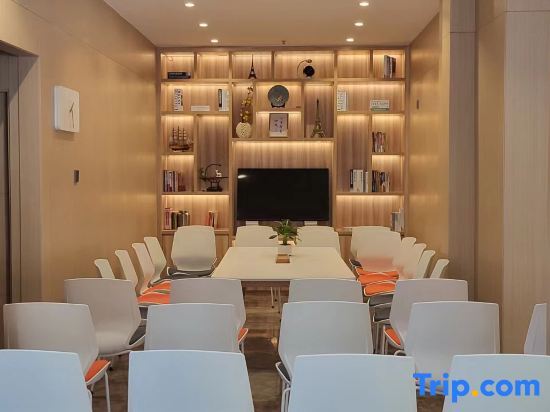 Фучжоу: Rite Hotel (Fuzhou West Lake Park)