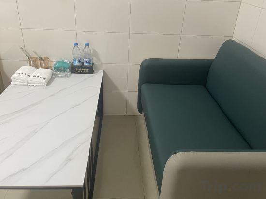 Сямынь: Yijia Apartment