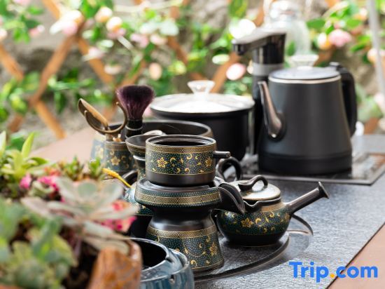Хучжоу: Anji Yexing Xingzhi Parent-child Holiday Homestay (Zhebei Grand Canyon Drifting Store)