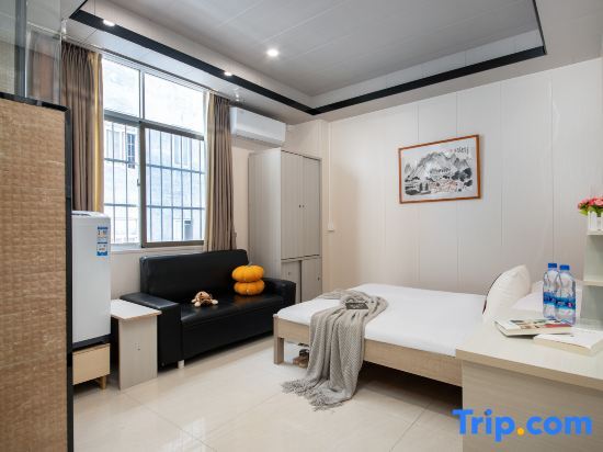 Дунгуань: Nature House Art Apartment