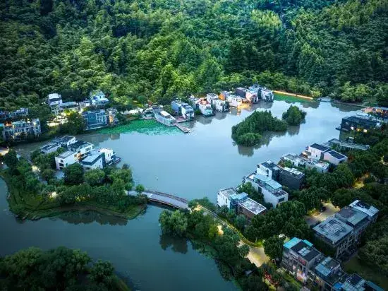 Шанхай: Yuehu YUEHU Zhenxuan International Resort Community