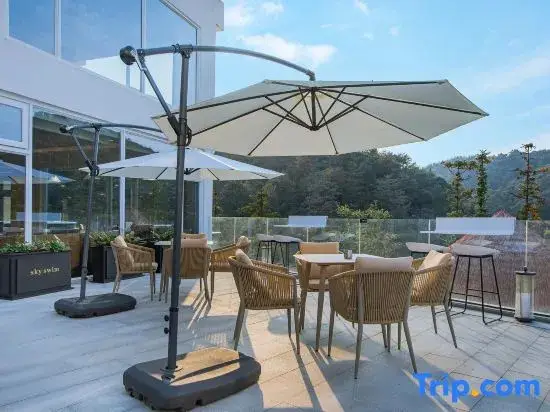Хучжоу: Moganshan Sky Swim Villa