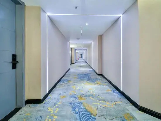 Гуанчжоу: Huanyue Holiday Hotel (Huadu Shiling Leather City)