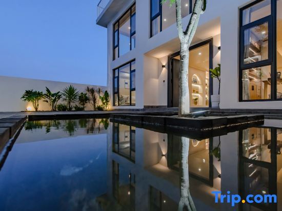 Дали: Xiaoyin·Zangxi Homestay
