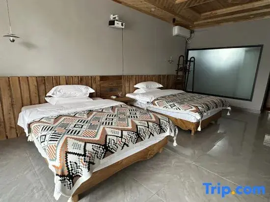 Кюнес: Narati Tingshan Youyuan Homestay (Nalati Scenic Area Store)