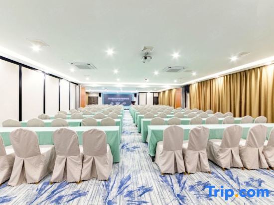 Санья: Xi'an Hotel (Sanya Haitang Bay International Duty Free City)