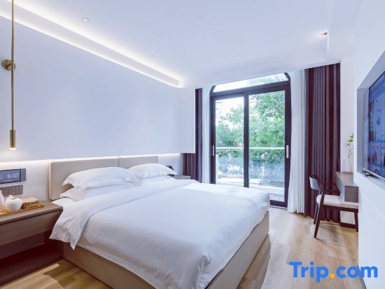 Хайкоу: 18 Degree Intelligent Hotel in the Island (Qilou Old Street)