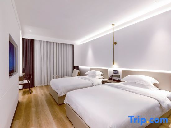 Хайкоу: 18 Degree Intelligent Hotel in the Island (Qilou Old Street)
