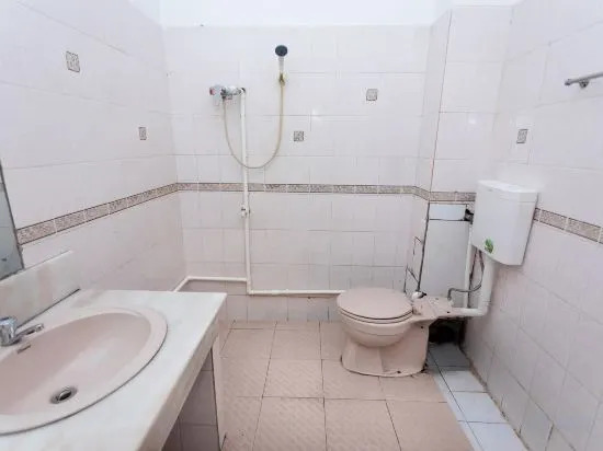 Маоминг: Huazhou Baiyun Apartment
