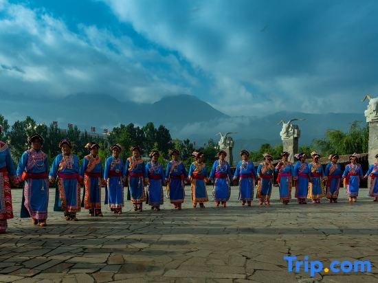 Фэньи: Maoxian Guigu Homestay