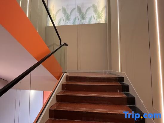 Шиянь: Zhushan Triumph Light Luxury Hotel