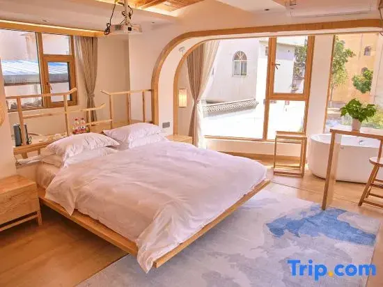Наньчжао: Lushan Yueyue Liangshe Homestay