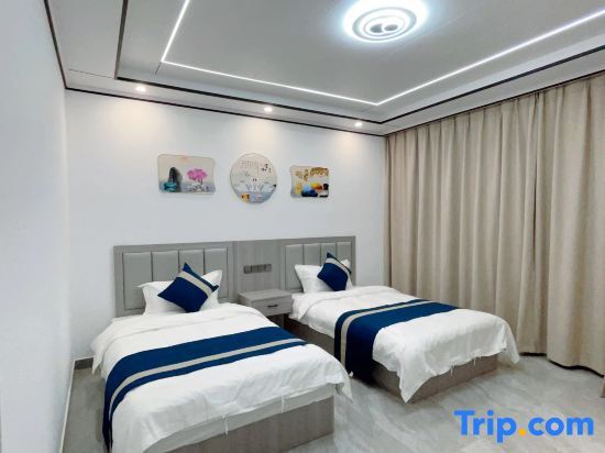 Шанграо: Sanqingshan Yinhu Xiaozhu Homestay