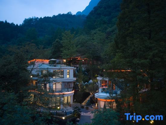 Чэнду: Jingshan Zhidu Forest Hot Spring B&B (Qingcheng Back Mountain Scenic Area Branch)