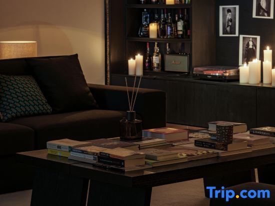 Чунцин: THELILY Designer Hotel (Chongqing Nanbin Road Danzishi Old Street Store)