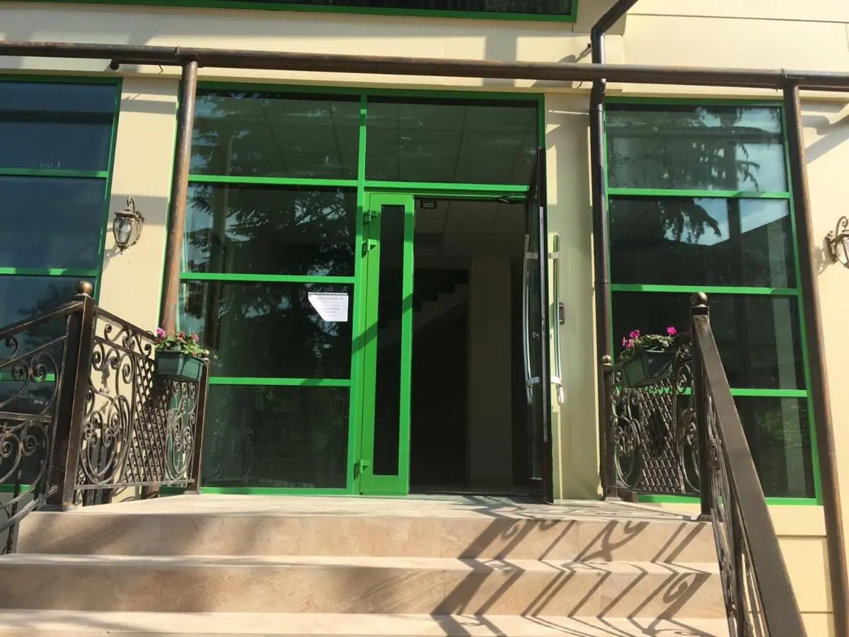 Сочи: Apartment in Green House