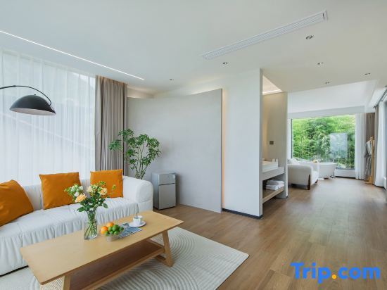 Хучжоу: Four Seasons’ Wind HomeStay