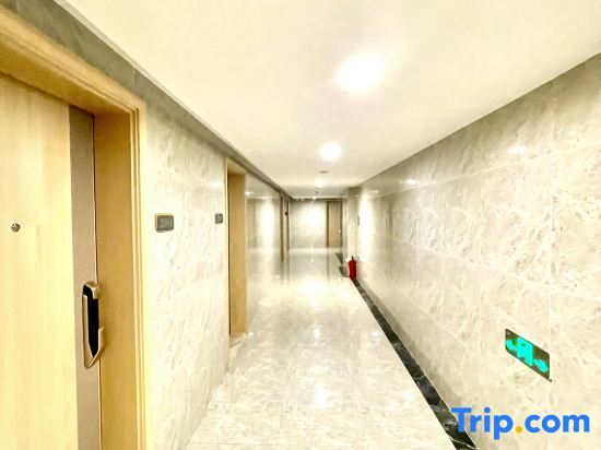 Чжухай: Zhuhai Moning Homestay