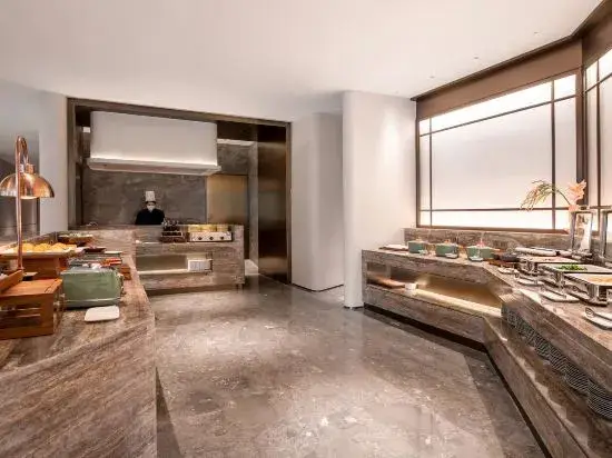 Наньтун: Mercure Nantong Central Business District