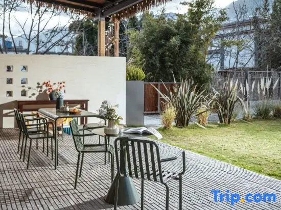 Дали: Dali Yungu Park Garden Homestay (Bohai Swan Ecological Corridor)