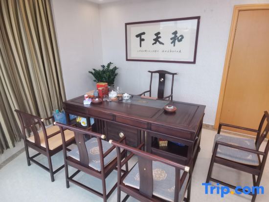 Дунгуань: Swiss Hotel (Dongguan Fenggang Wal-Mart)