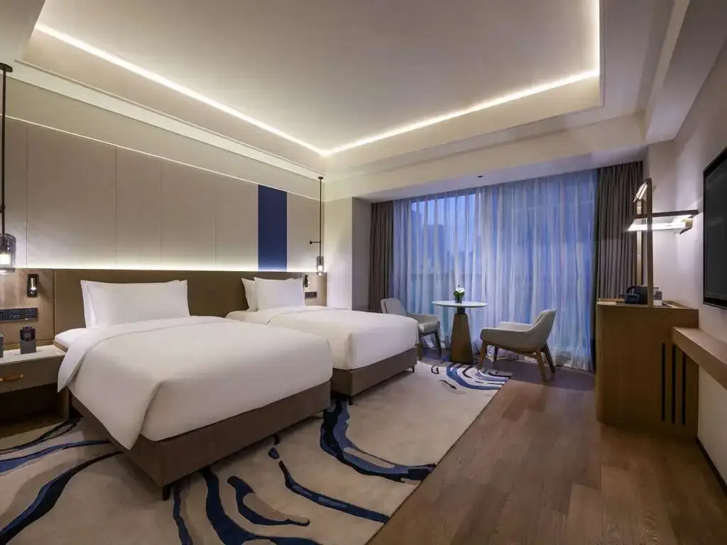 Шанхай: Novotel Shanghai Jingan