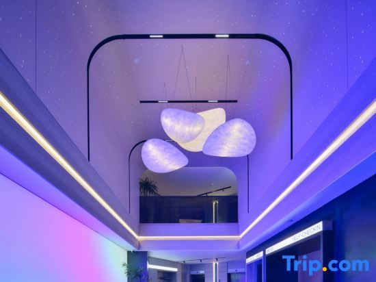 Шэньчжэнь: Shenzhen Nanshan Nanyou Clothing City Atour Light Hotel