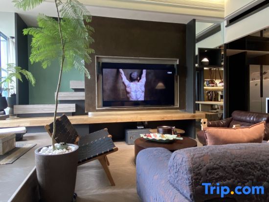 Гуйян: V Cafe Hotel