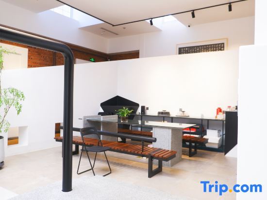 Пекин: Genting Polomi Homestay (Beijing Songzhuang Art Market Ji'anzhen Hospital)