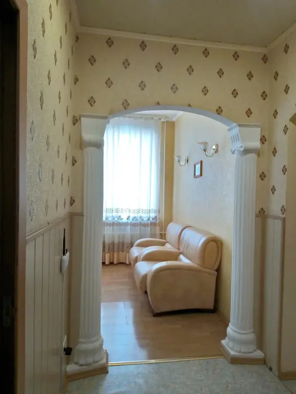 Стерлитамак: Апартаменты Квартирный Вопрос на Суворова 10
