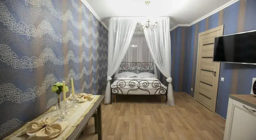 Тольятти: Апартаменты Home Hotel (Хоум Хотел) на 70 лет Октября