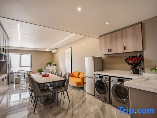 Дэхун: Ruili Chaodu International Jiahe Apartment