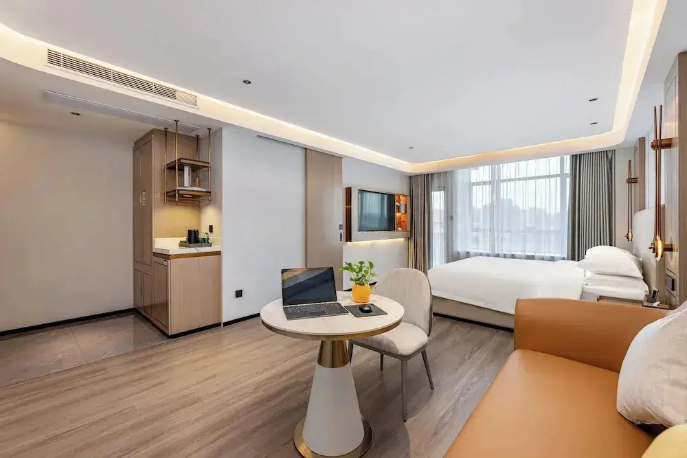 Фошань: Poltton International Apartment Gaoming