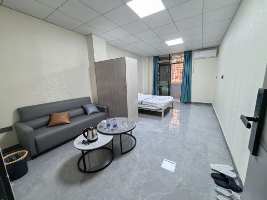 Дунгуань: Haoyuan Apartment