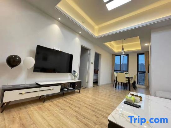 Чэнду: One  Meter  of  Sunlight  Homestay
