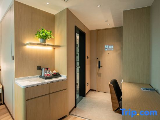 Синьюй: Xinyu Four Seasons Genting Hotel