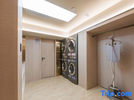 Чунцин: Hanting Hotel (Chongqing Longhu Tianjie Central Park West Subway Station)