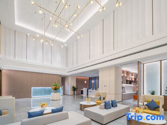 Бачжун: Holiday Inn Express Bazhong Center
