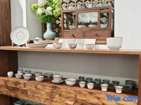 Цзиндэчжэнь: Jingtai Homestay (Jingdezhen People's Square Yuyao Factory)