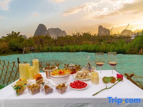 Яншо: Yangshuo Linshuiwan Homestay (Shili Gallery Yulonghe)
